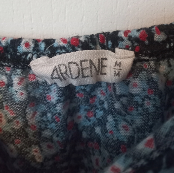 Floral tank top - Picture 2 of 3